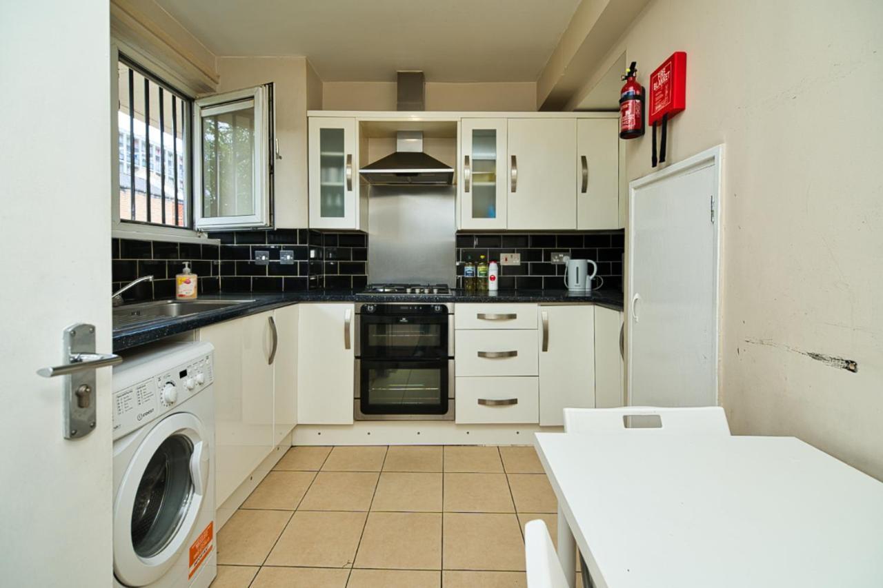 Beautiful Single Bedroom * London