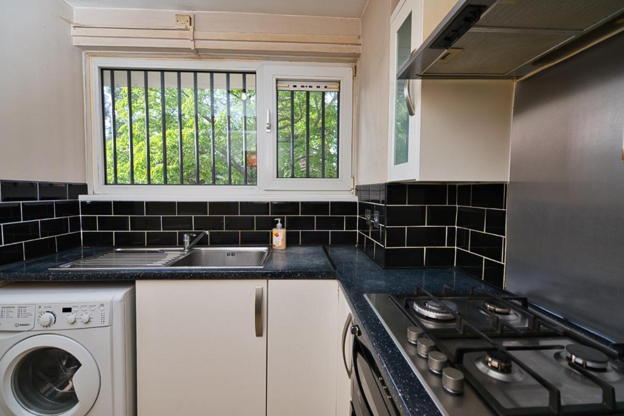 Beautiful Single Bedroom * London